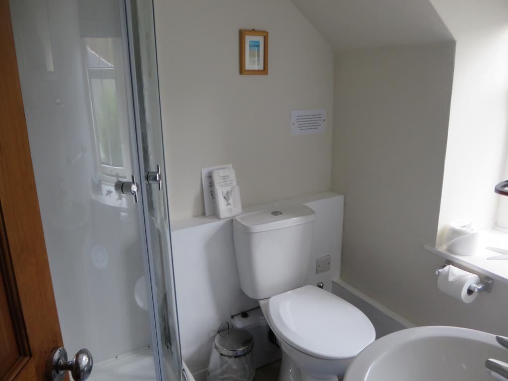 מאלייג Glenancross Guesthouse מראה חיצוני תמונה